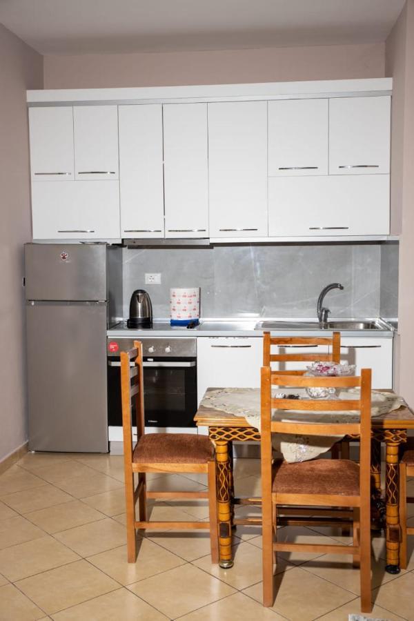 Colombo'S Apartment Vlorë Extérieur photo