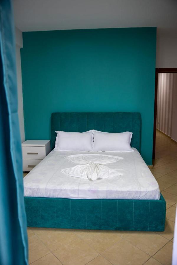 Colombo'S Apartment Vlorë Extérieur photo